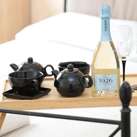 Simonazzi בית הארחה *